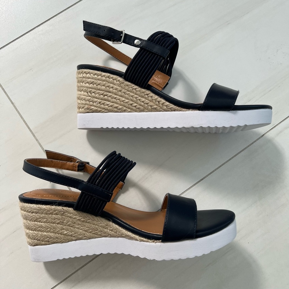 Bandolino Zane 3 Espadrille Sandal